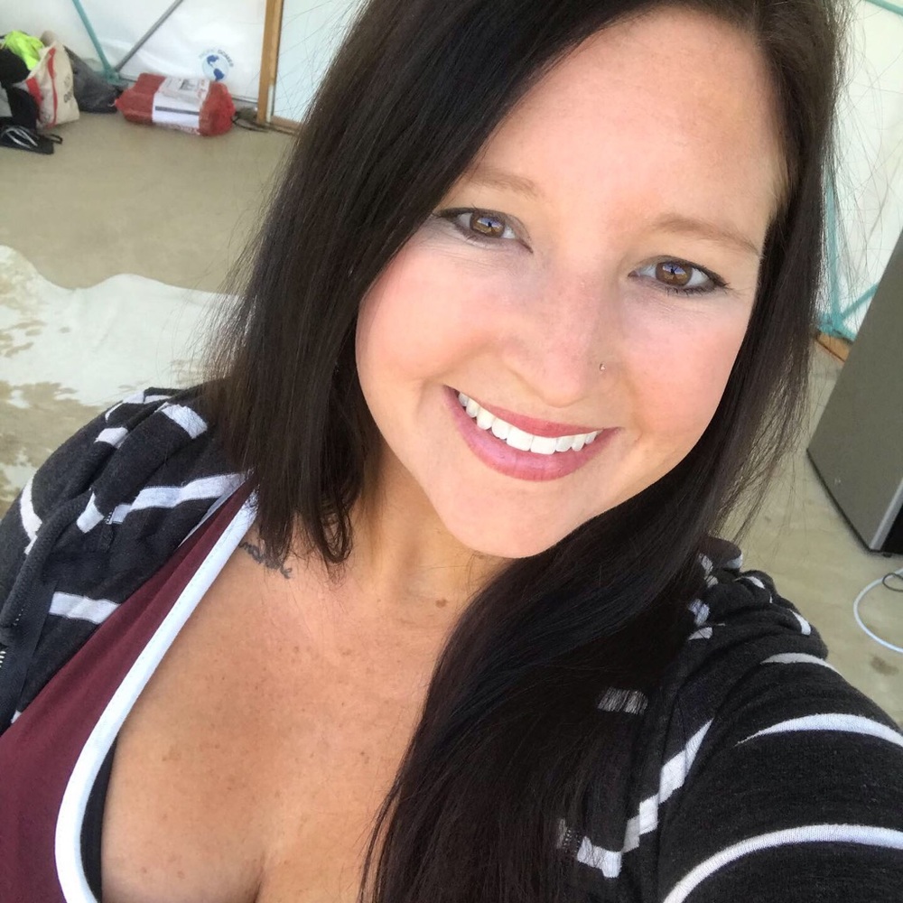 Meet your Posher, Cortney